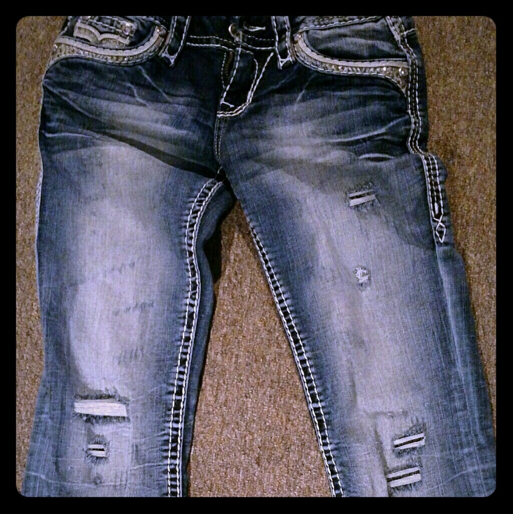 Rock revival crop pants